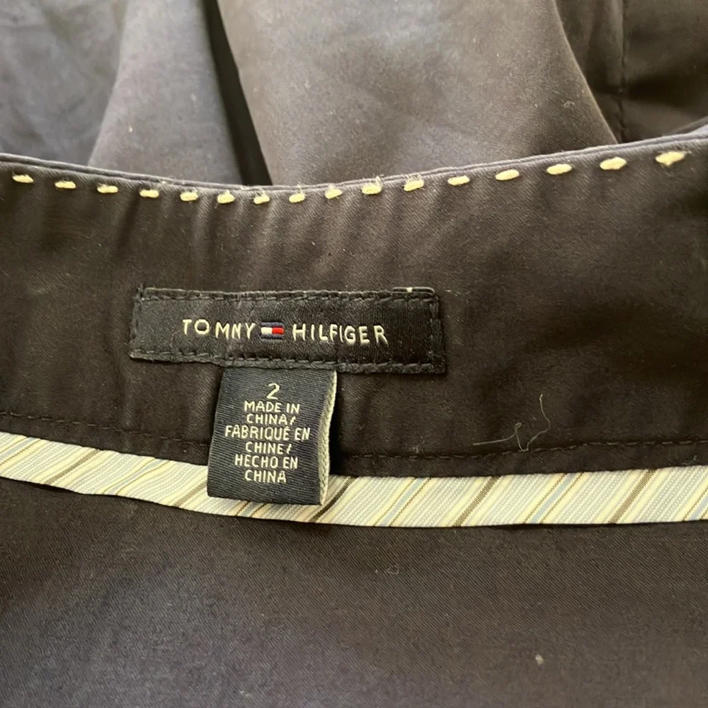 Tommy Hilfiger Skirt Navy Mini Length Pockets‎ women's size 2